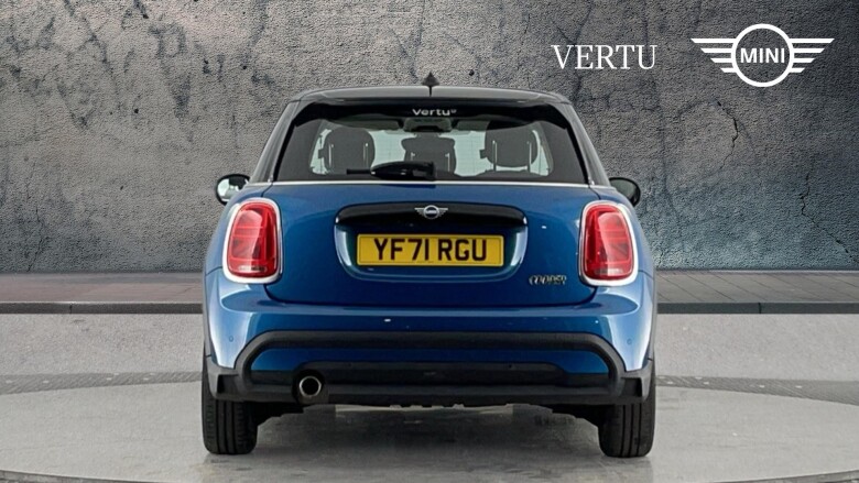 MINI Hatchback 1.5 Cooper Classic 5dr Petrol Hatchback